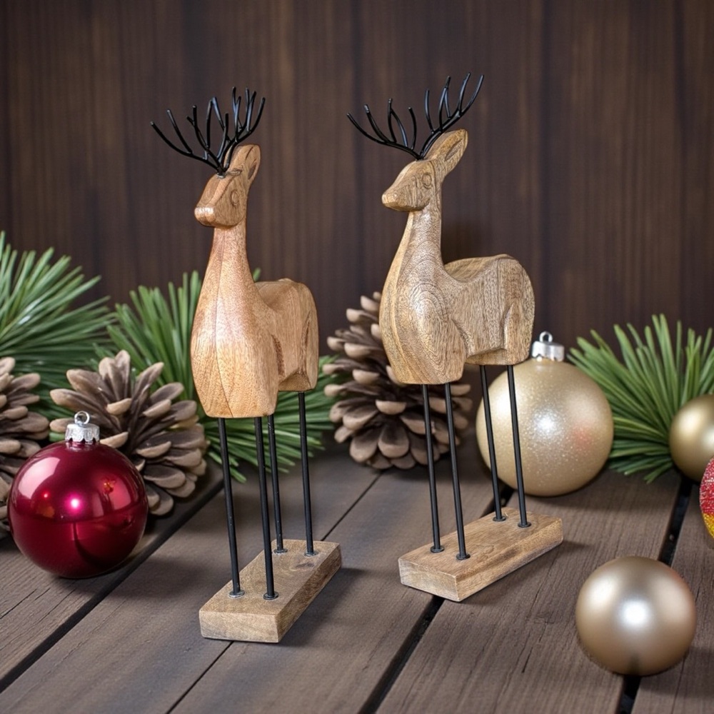 Grandin Road Christmas Reindeer Centerpiece Set - Picture 2 of 3